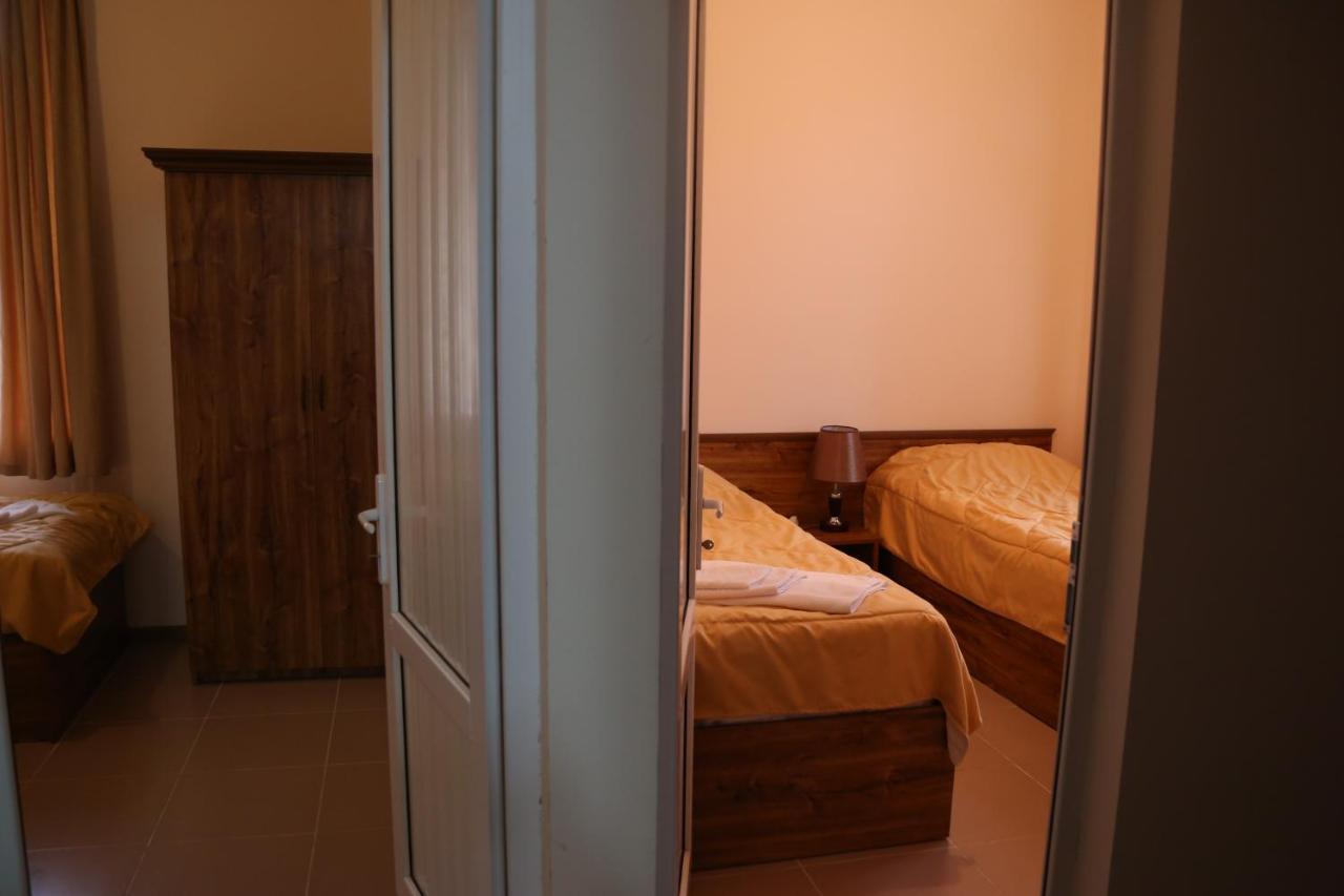 Lucytour Hotel Hermon 외부 사진