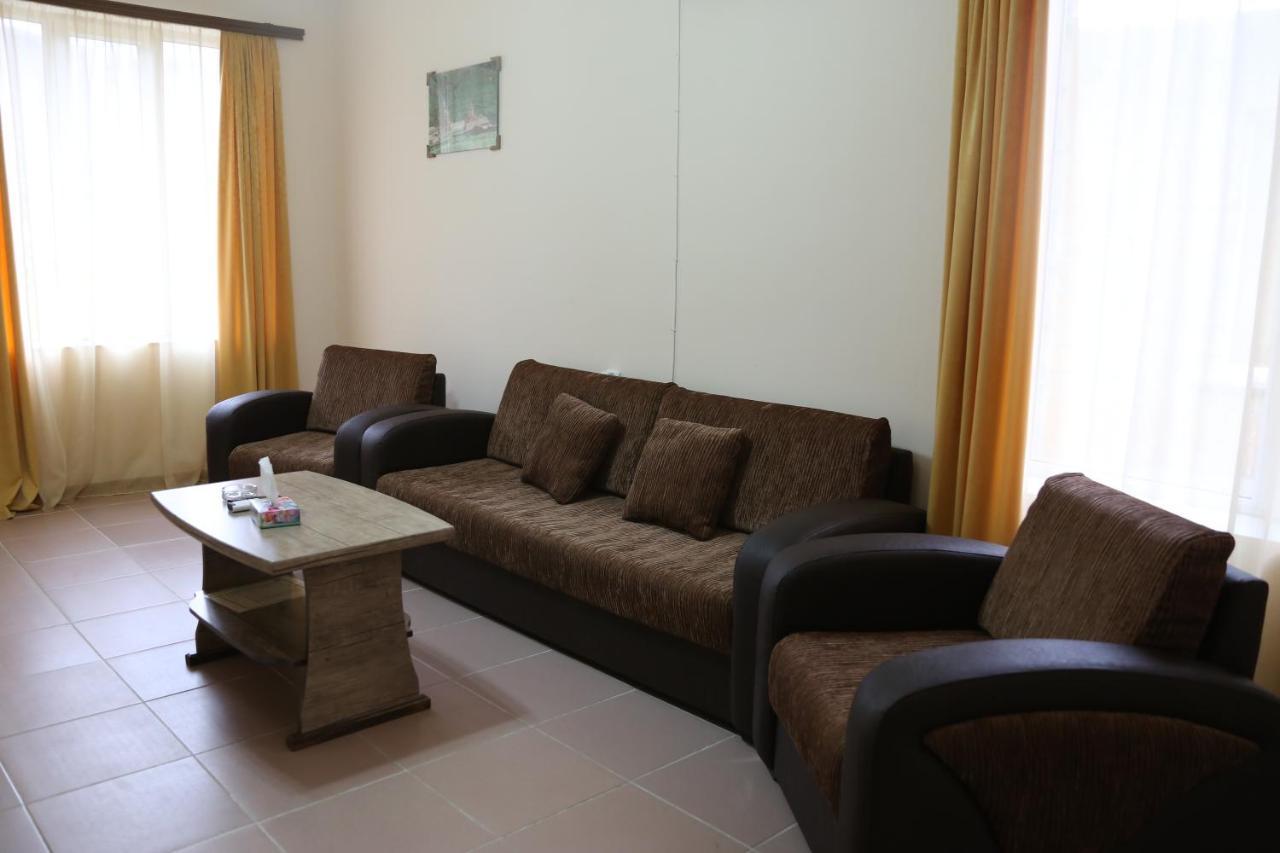 Lucytour Hotel Hermon 외부 사진